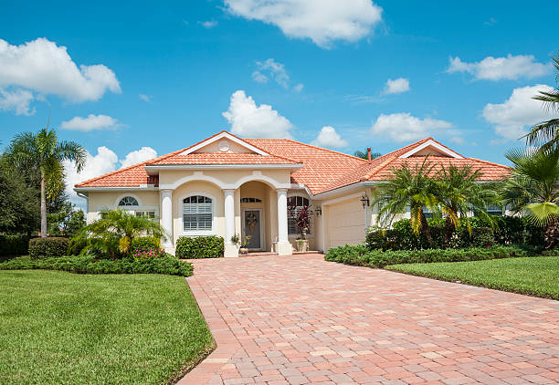 Best Local Driveway Pavers  in Lyndhurst, OH
